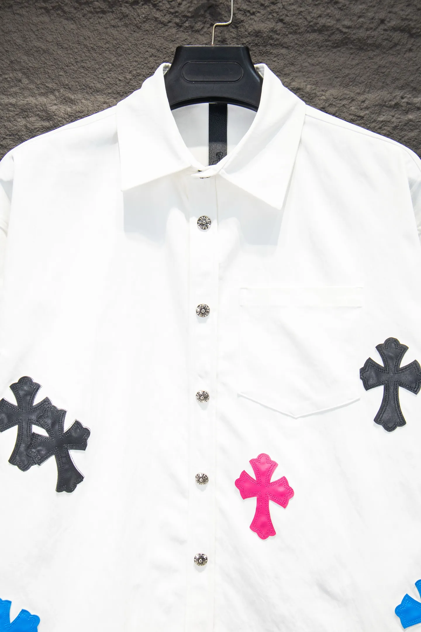 ：7801# ( ) 🆕chrome hearts 26ss New Arrival os ， nice✔️ ⚠️1:1 ， ， ， , ， ！！ ， ！ Breathable！！！！ # # Black White Genuine Leather ， ； 。 :Black White Size:S-M-L-XL
